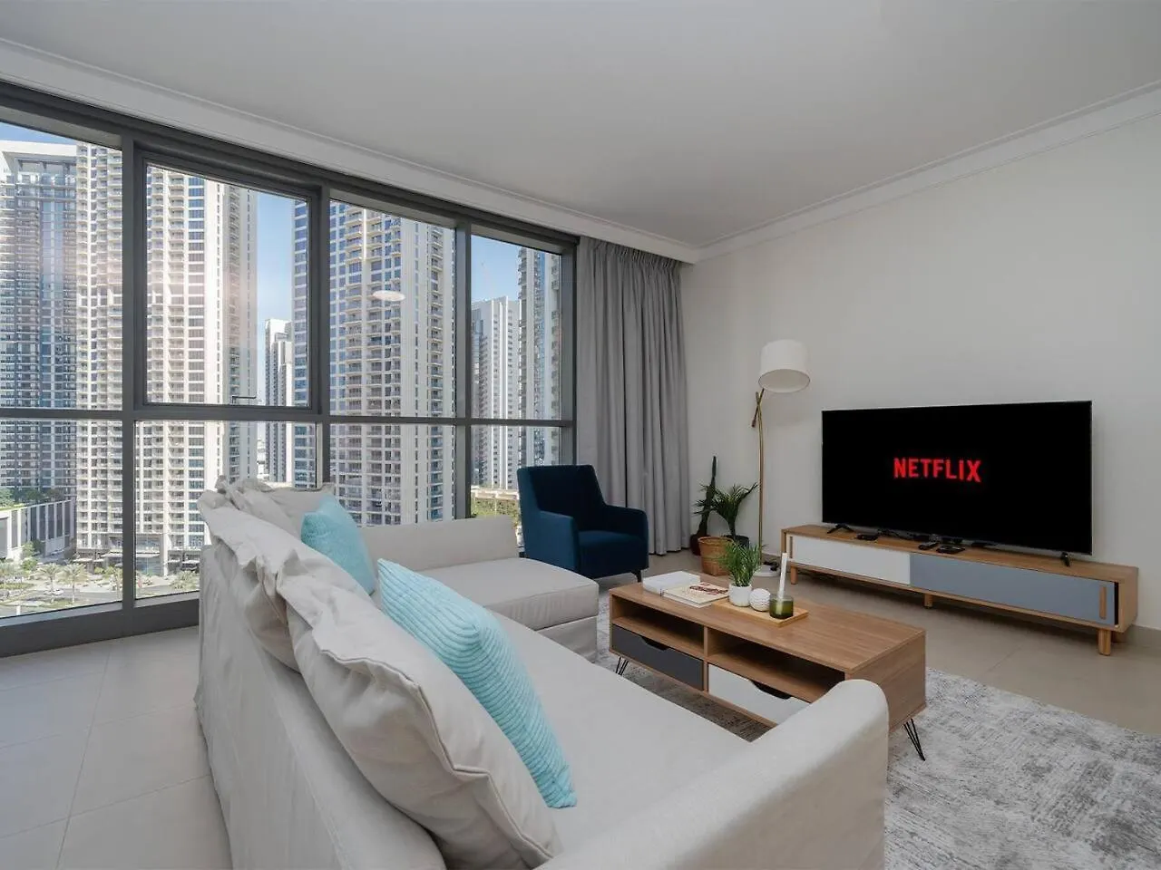 Stylish 2 Bedroom Suite With Stunning Creek And Skyline Views Dubai 0*,
