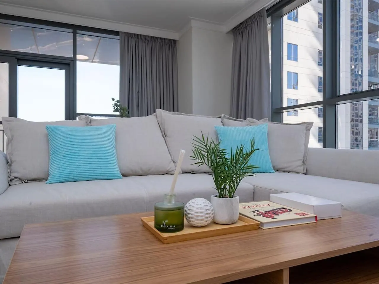 Stylish 2 Bedroom Suite With Stunning Creek And Skyline Views Dubai 0*,
